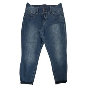 Royalty For Me | WannaBettaButt Cuffed Ankle Jeans | Size 10 | EUC